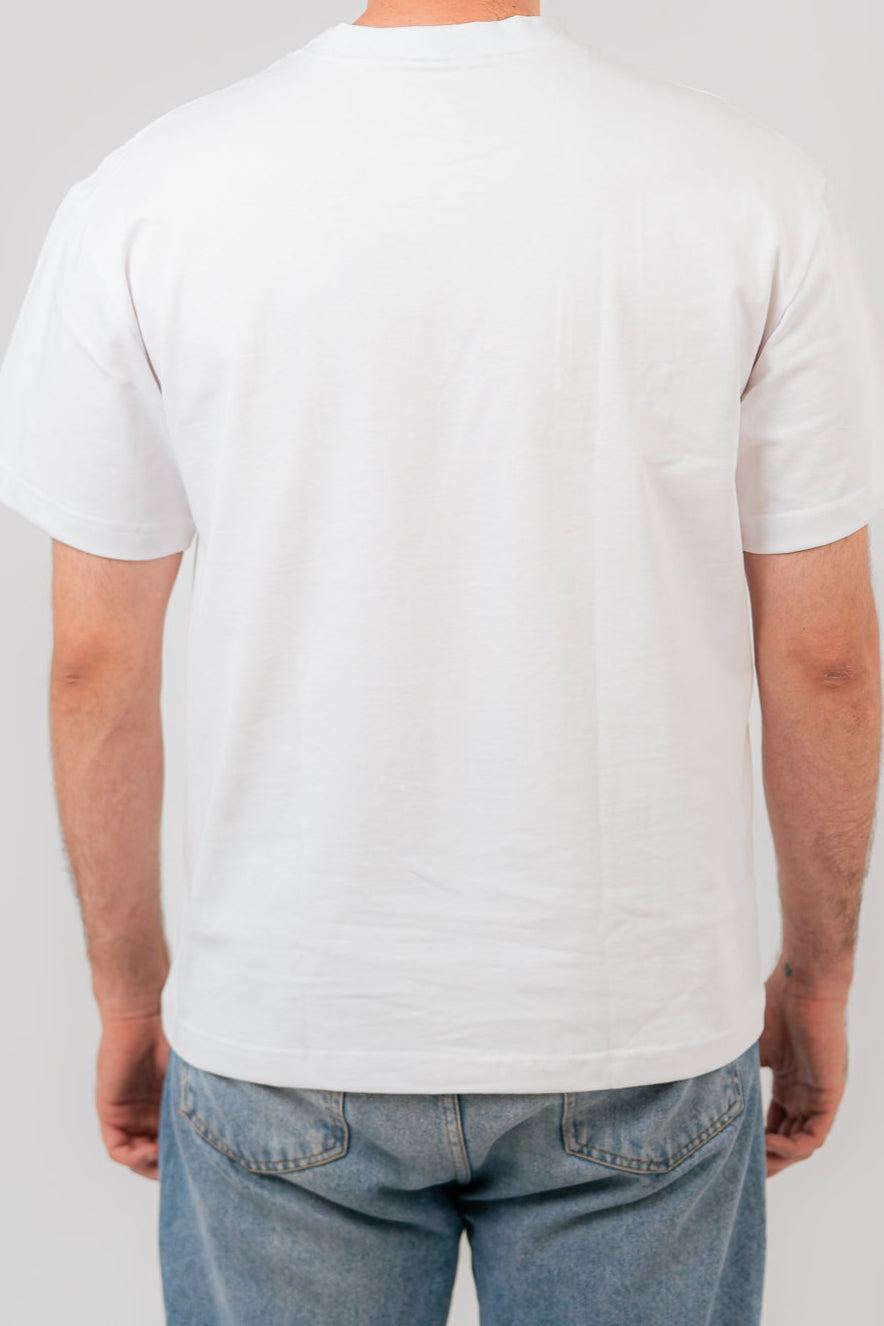 white oversize T-shirt