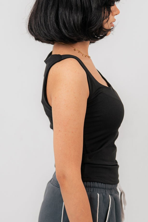 Black round Top
